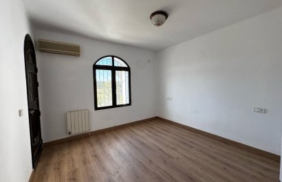 Resale - Villa - Orihuela Costa - Los Dolses