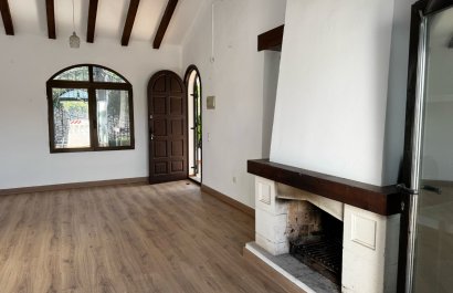 Resale - Villa - Orihuela Costa - Los Dolses