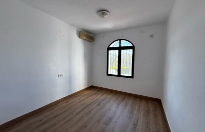 Resale - Villa - Orihuela Costa - Los Dolses