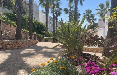 Resale - Villa - Orihuela Costa - Los Dolses