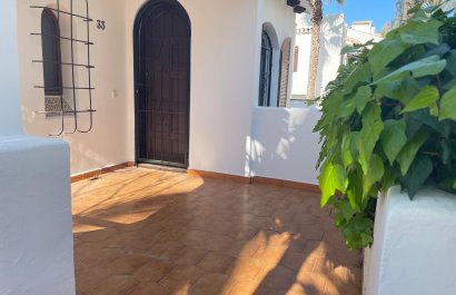 Resale - Villa - Orihuela Costa - Los Dolses