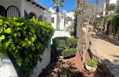 Resale - Villa - Orihuela Costa - Los Dolses