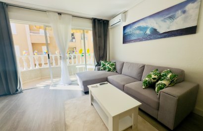 Resale - Apartment / flat - Torrevieia - Center