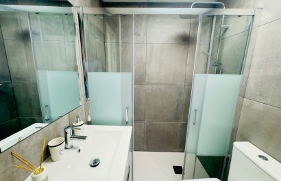 Resale - Apartment / flat - Torrevieia - Center