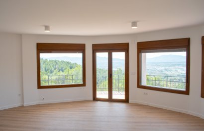 Resale - Villa - Ibi