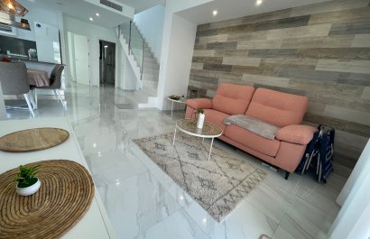 Resale - Villa - Benijofar