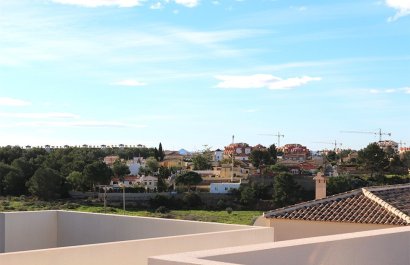 Resale - Villa - Orihuela Costa - La Zenia