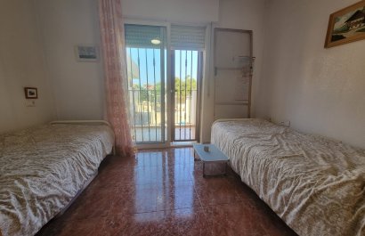 Resale - Townhouse / Duplex / Corner - Orihuela Costa - Playa Flamenca