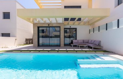 Reventa - Villa - Los Montesinos - La Herrada