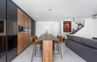 Reventa - Villa - Los Montesinos - La Herrada