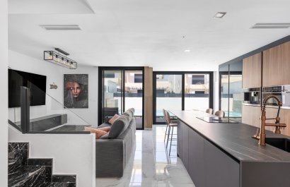 Reventa - Villa - Los Montesinos - La Herrada