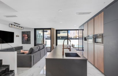 Reventa - Villa - Los Montesinos - La Herrada