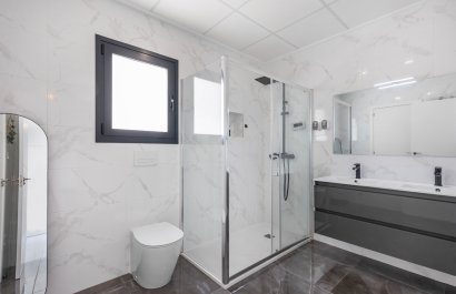 Reventa - Villa - Los Montesinos - La Herrada