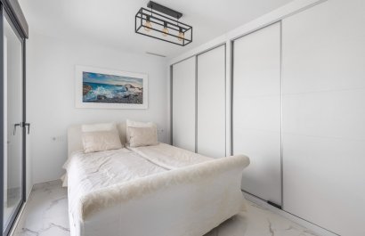 Reventa - Villa - Los Montesinos - La Herrada