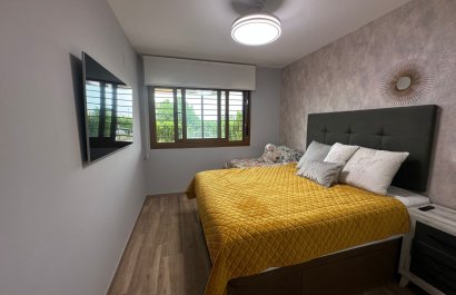 Resale - Apartment / flat - Orihuela Costa - Los Dolses