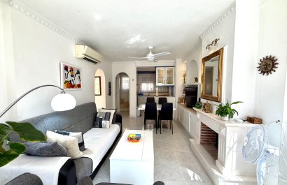 Resale - Villa - Orihuela Costa - Villamartín