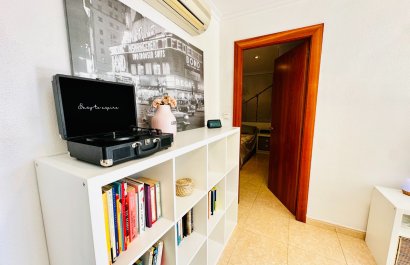 Herverkoop - Appartement / flat - Torrevieia - Center