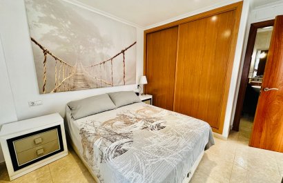 Herverkoop - Appartement / flat - Torrevieia - Center