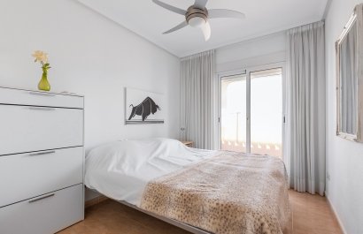 Resale - Apartment / flat - Orihuela Costa - Villamartín