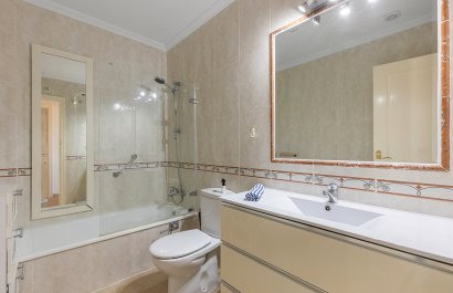 Resale - Apartment / flat - Orihuela Costa - Villamartín