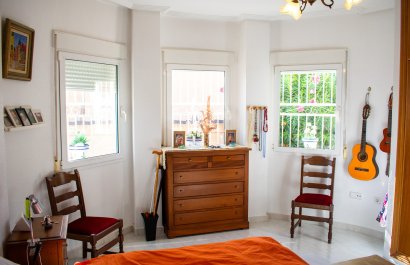 Resale - Villa - Orihuela Costa - La Zenia