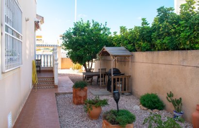 Resale - Villa - Orihuela Costa - La Zenia