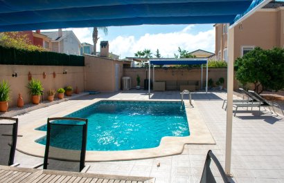 Resale - Villa - Orihuela Costa - La Zenia