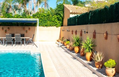 Resale - Villa - Orihuela Costa - La Zenia