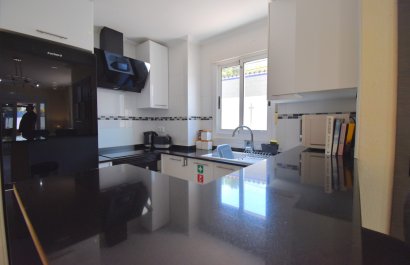 Resale - Apartment / flat - Orihuela Costa - Villamartín