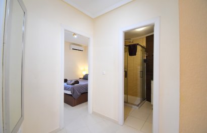 Resale - Apartment / flat - Orihuela Costa - Villamartín