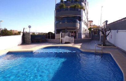 Resale - Apartment / flat - Orihuela Costa - Villamartín