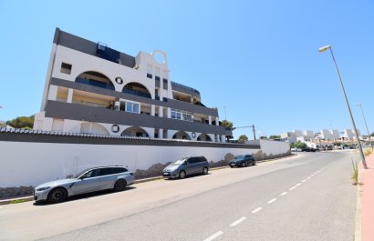 Resale - Apartment / flat - Orihuela Costa - Villamartín