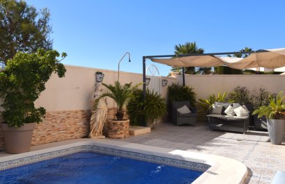 Resale - Villa - Orihuela Costa - Playa Flamenca