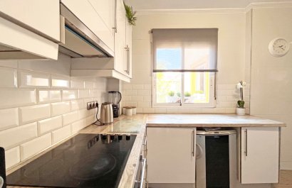 Resale - Villa - Orihuela Costa - La Zenia