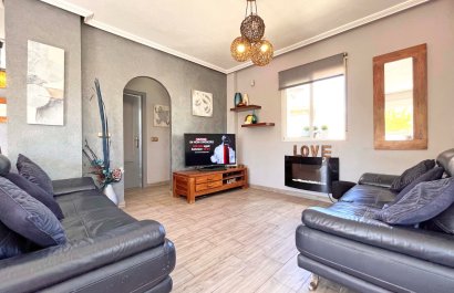 Resale - Villa - Orihuela Costa - La Zenia