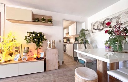 Resale - Villa - Orihuela Costa - La Zenia