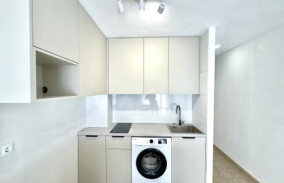 Resale - Apartment / flat - Guardamar del Segura - Pinomar