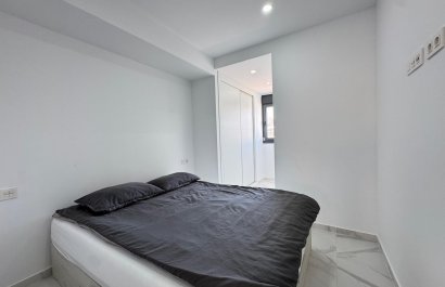 Resale - Apartment / flat - Torrevieia - Center