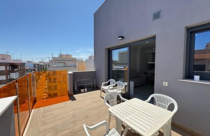 Resale - Apartment / flat - Torrevieia - Center