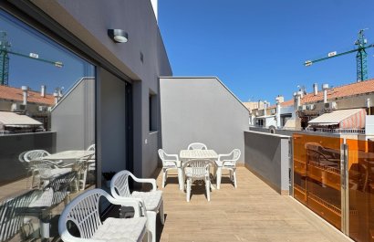Resale - Apartment / flat - Torrevieia - Center
