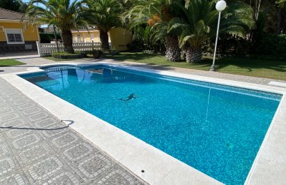 Reventa - Villa - Elda