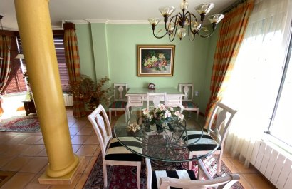 Reventa - Villa - Elda