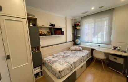 Resale - Townhouse / Duplex / Corner - Elche - Center