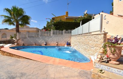 Resale - Villa - Orihuela Costa - Los Balcones
