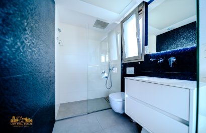 Resale - Villa - Orihuela Costa - Villamartín