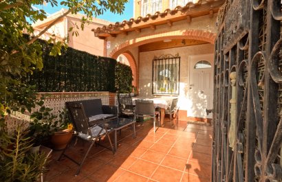 Resale - Townhouse / Duplex / Corner - Torrevieia - El Acequión - Los Náufragos