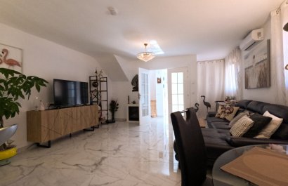 Resale - Townhouse / Duplex / Corner - Torrevieia - El Acequión - Los Náufragos