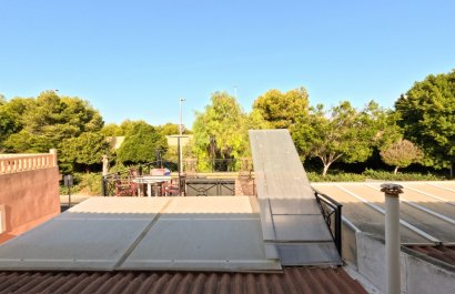 Resale - Townhouse / Duplex / Corner - Torrevieia - El Acequión - Los Náufragos