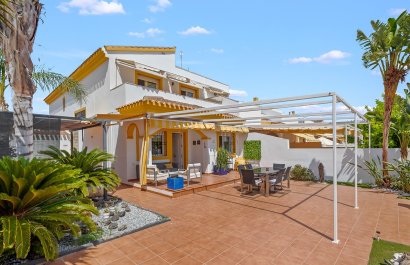 Resale - Villa - Torre de la Horadada - Pueblo Latino