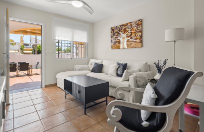 Resale - Villa - Torre de la Horadada - Pueblo Latino